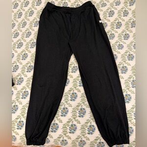Vuori Black Joggers